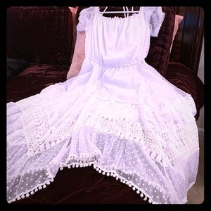 White short sleeve dress